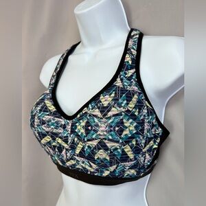 Victoria’s Secret‎ VSX Sport Multi Color Racerback Bra w/ Underwire Size 34C